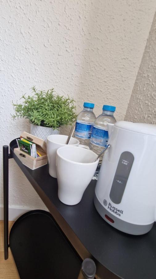 Barcelona Pr Guesthouse El Prat de Llobregat Ruang foto