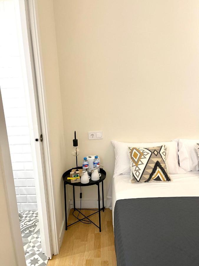 Barcelona Pr Guesthouse El Prat de Llobregat Bagian luar foto