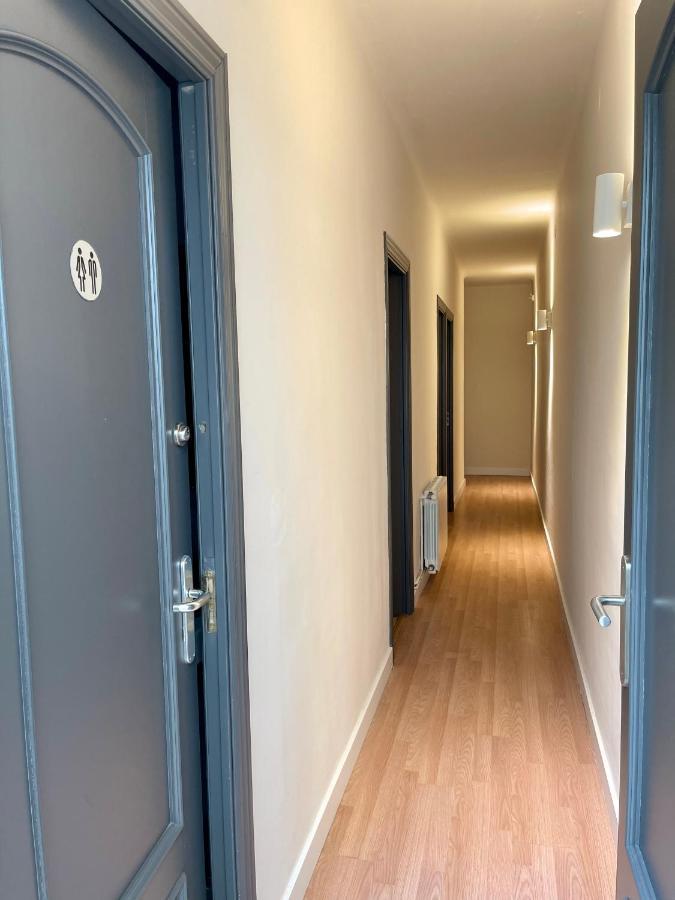 Barcelona Pr Guesthouse El Prat de Llobregat Bagian luar foto